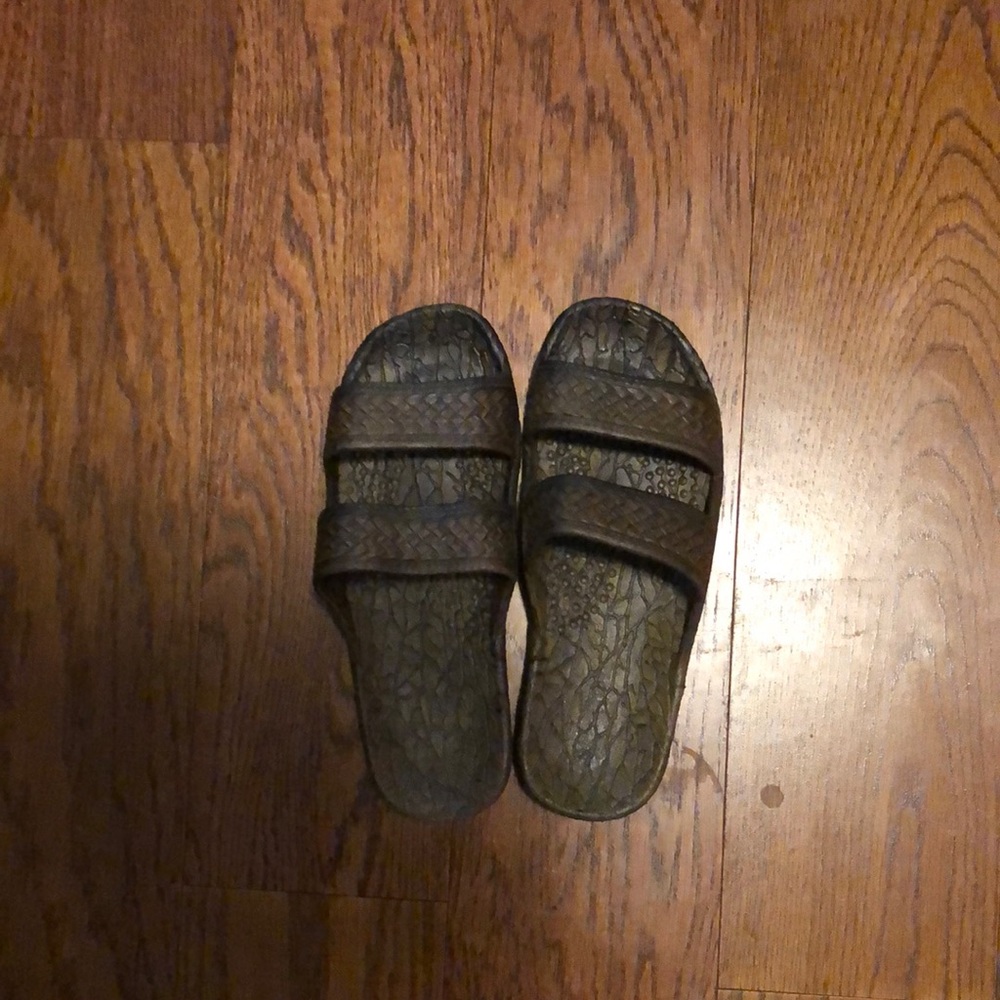 Casual sandals